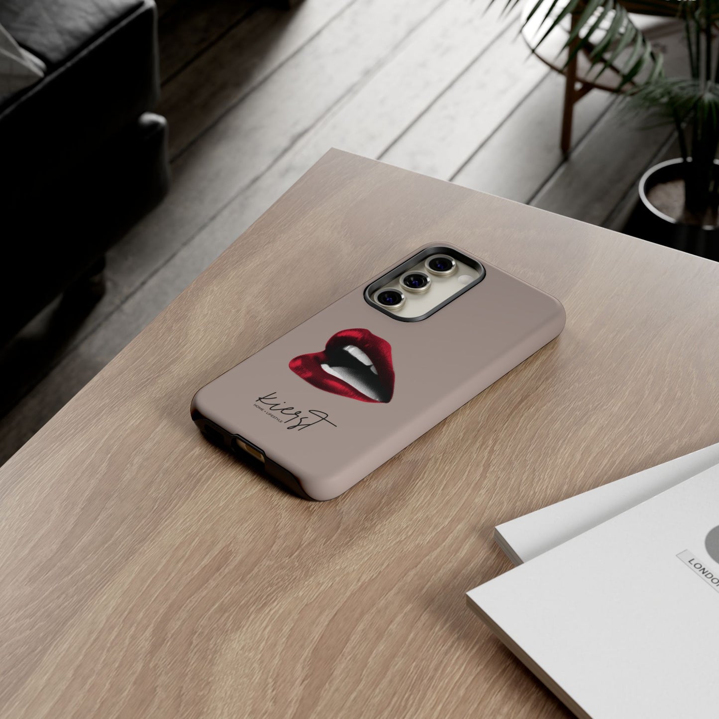Retro Red Lips Samsung Galaxy Case | Pop Art, Luxe Feel