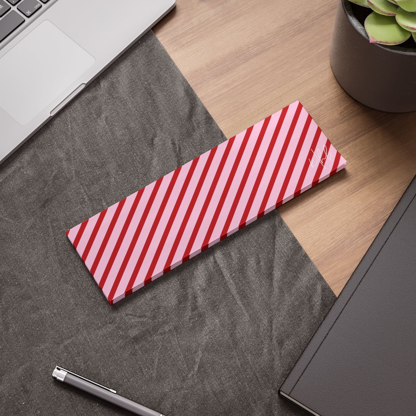 Holiday 25 Pink and Red Diagonal Striped Post-it® Note Pad