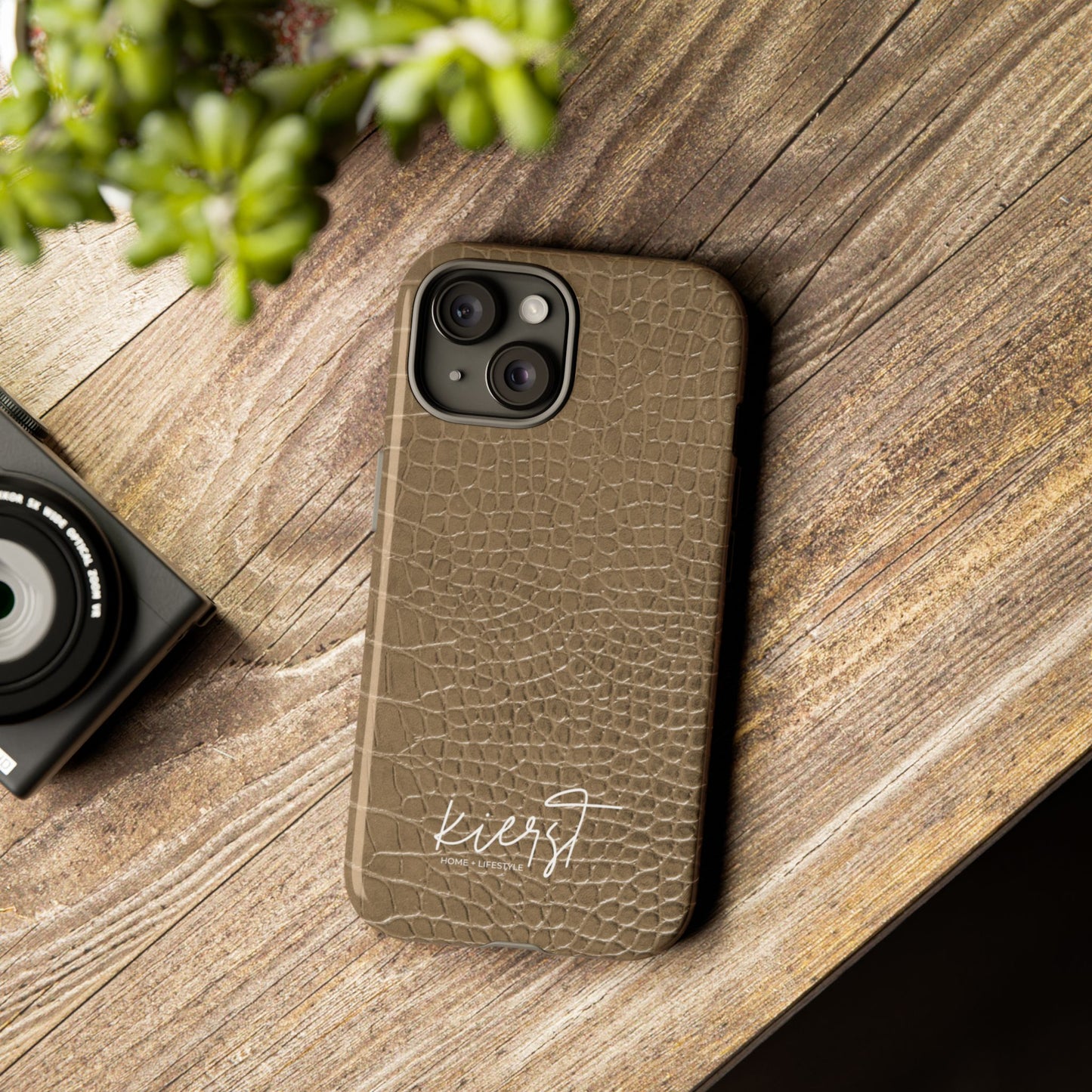 Tan Alligator Print iPhone Case | Elevated texture meets everyday ease