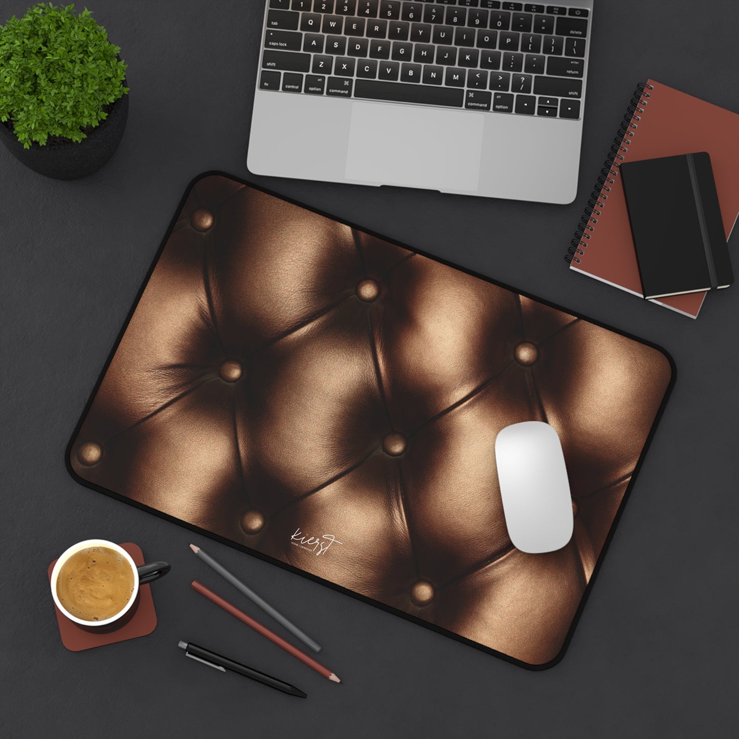 Bronze Toufted Desk Mat