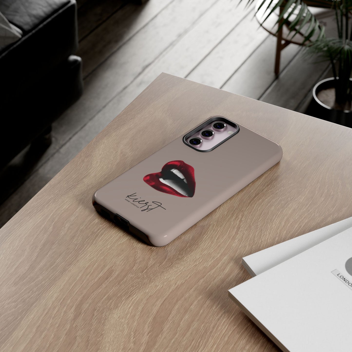 Retro Red Lips Samsung Galaxy Case | Pop Art, Luxe Feel