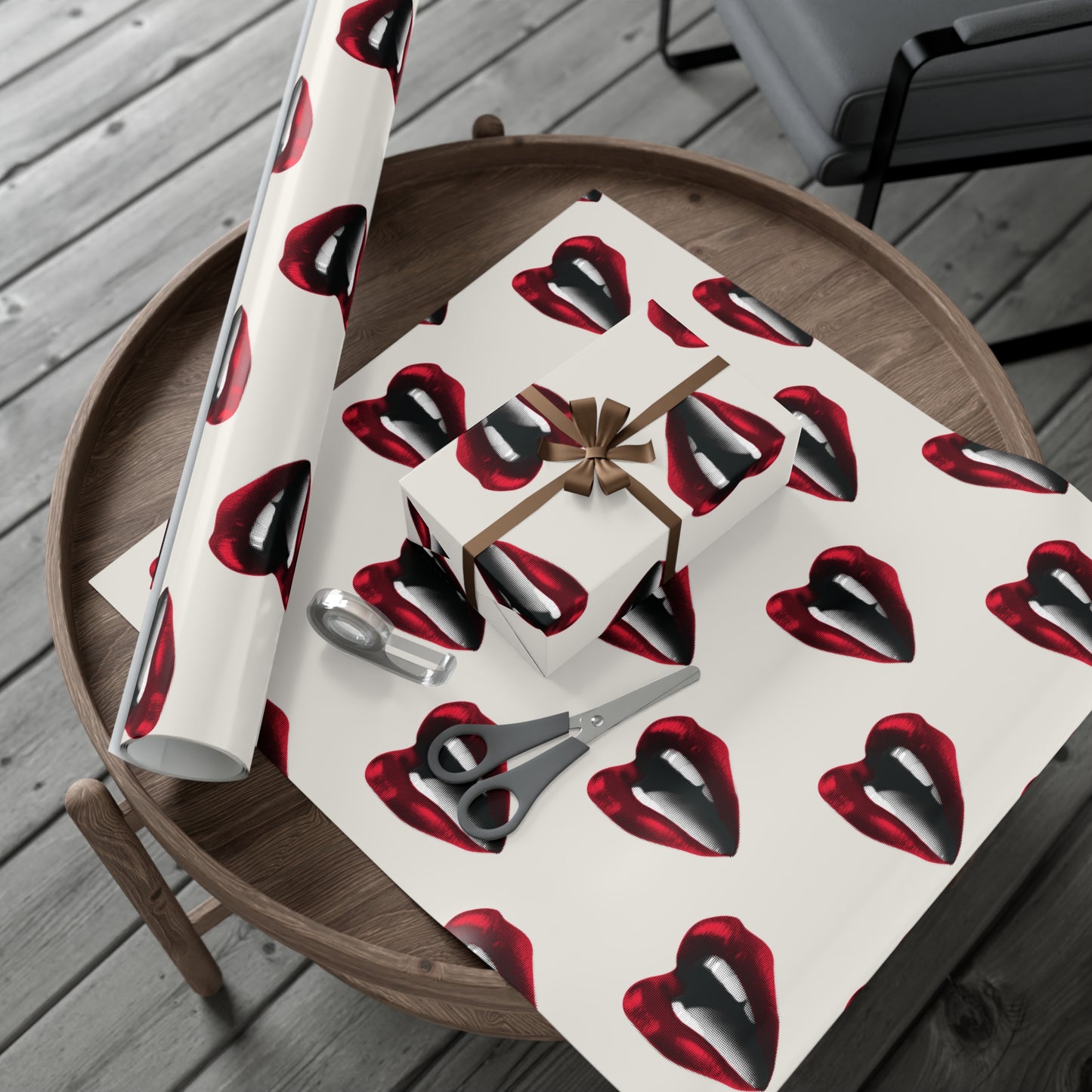 Vintage Red Lips Gift Wrapping Paper – Glossy Pop Art Mouths on Bone Color