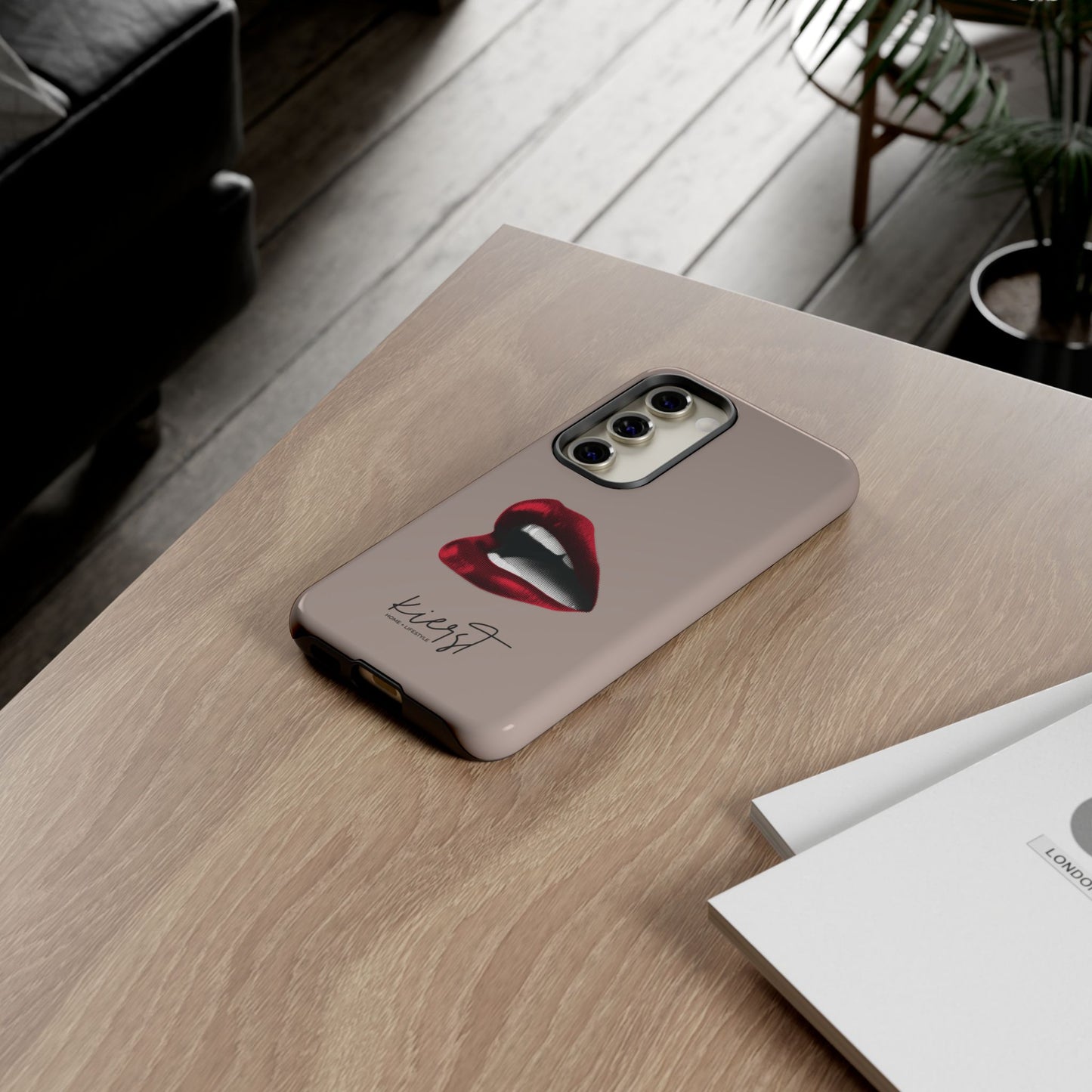 Retro Red Lips Samsung Galaxy Case | Pop Art, Luxe Feel