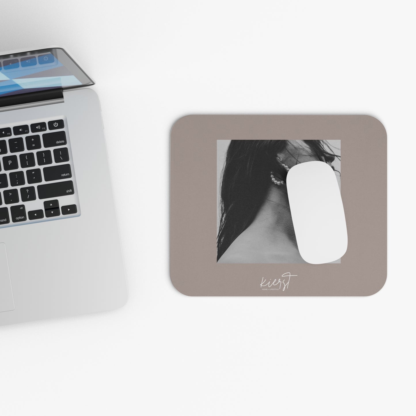 Black & White Fashion Portrait Mouse Pad – Minimalist Taupe Desk Accessory