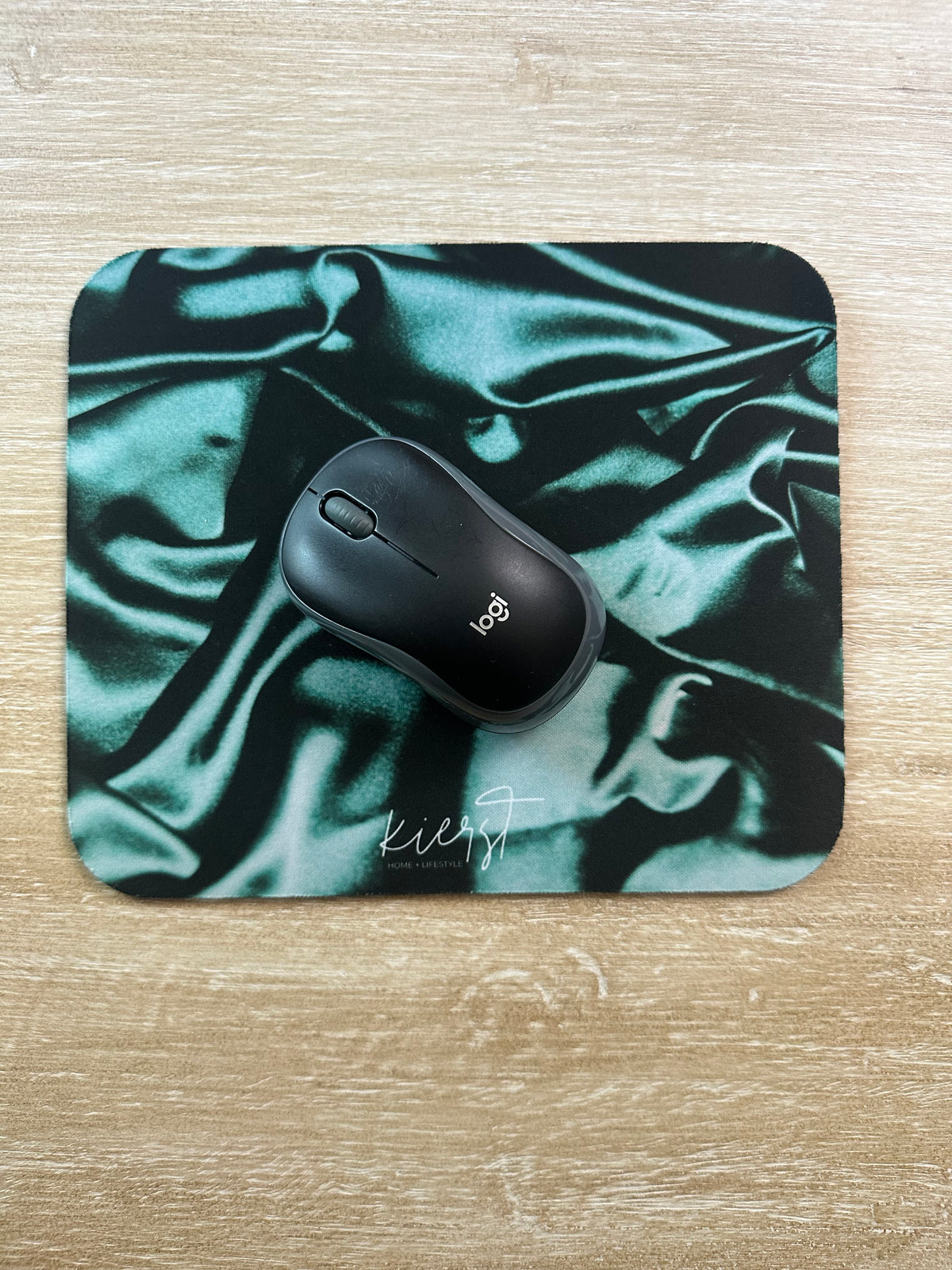 Emerald Silk Print Mouse Pad