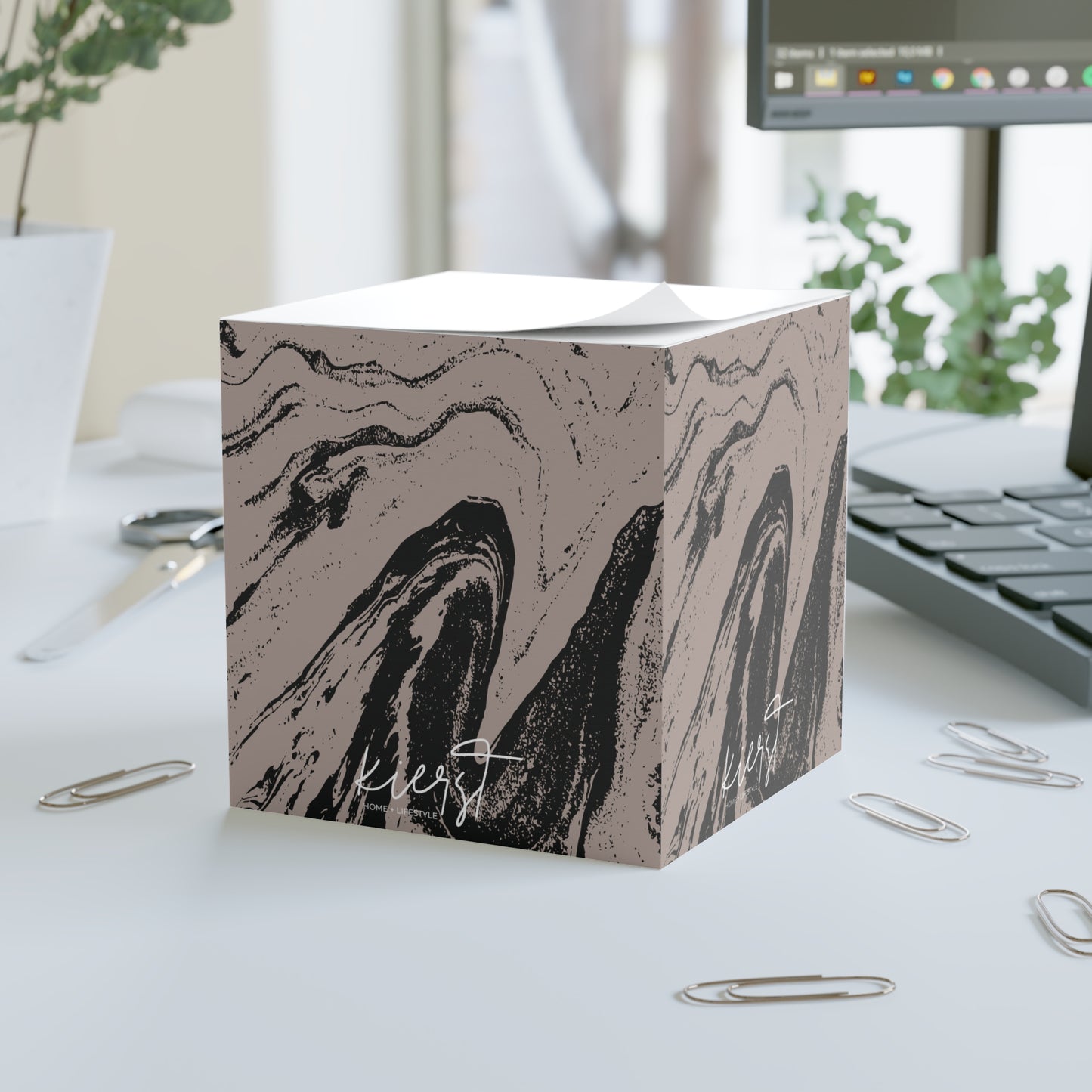 Black and Taupe Marble Note Cube