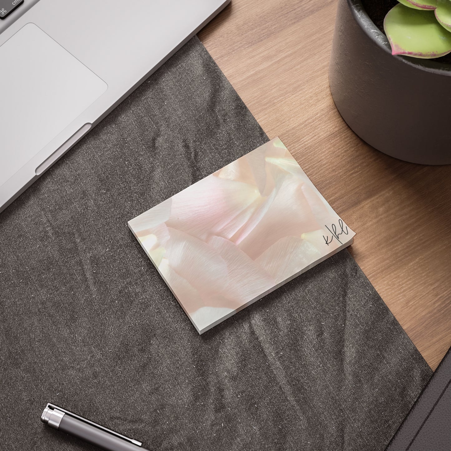 Iridescent Petals Post-it® Note Pad | Soft Pink Floral Sticky Notes for Elegant Everyday Reminders