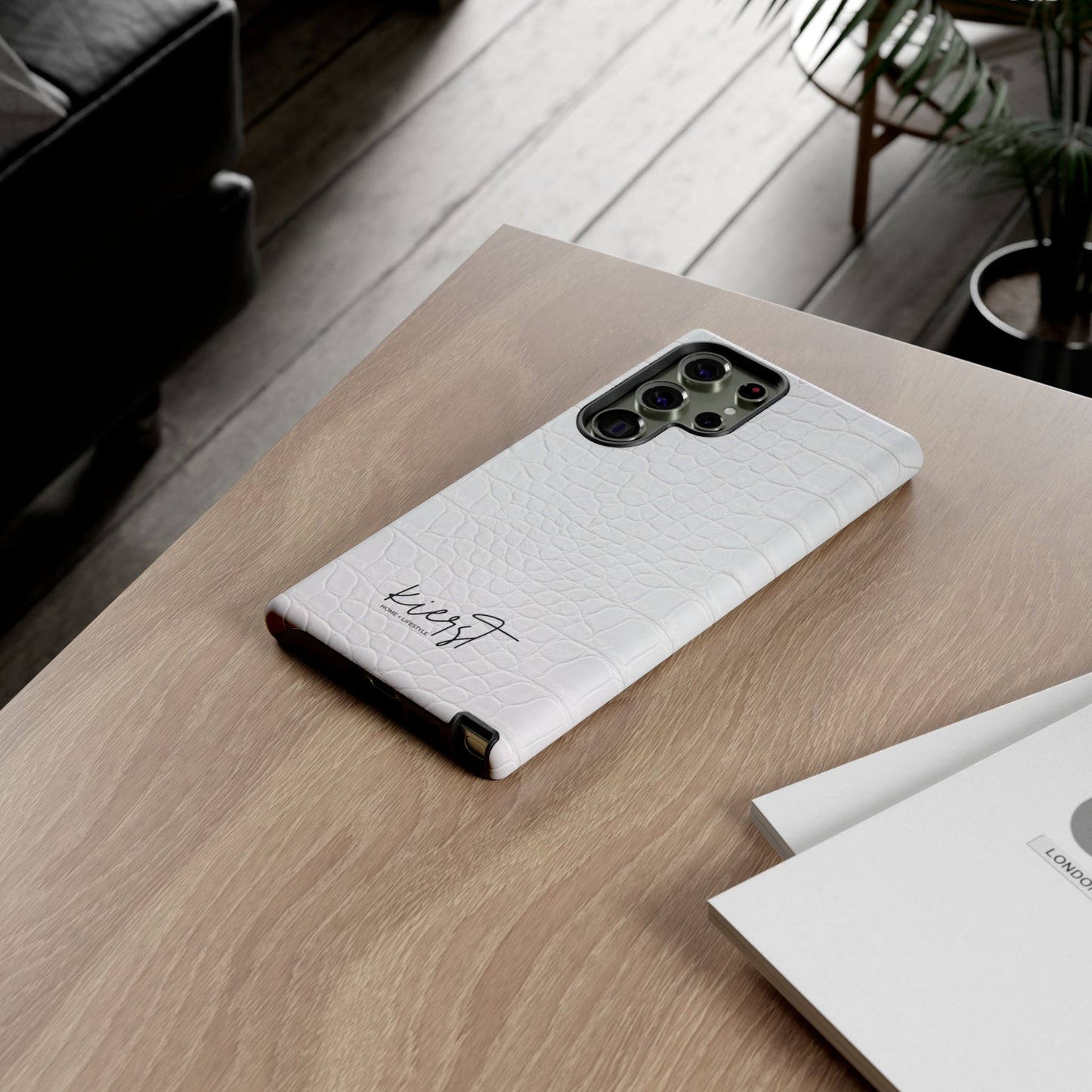 White Alligator Samsung Galaxy Case | Classic Texture Meets Modern Edge