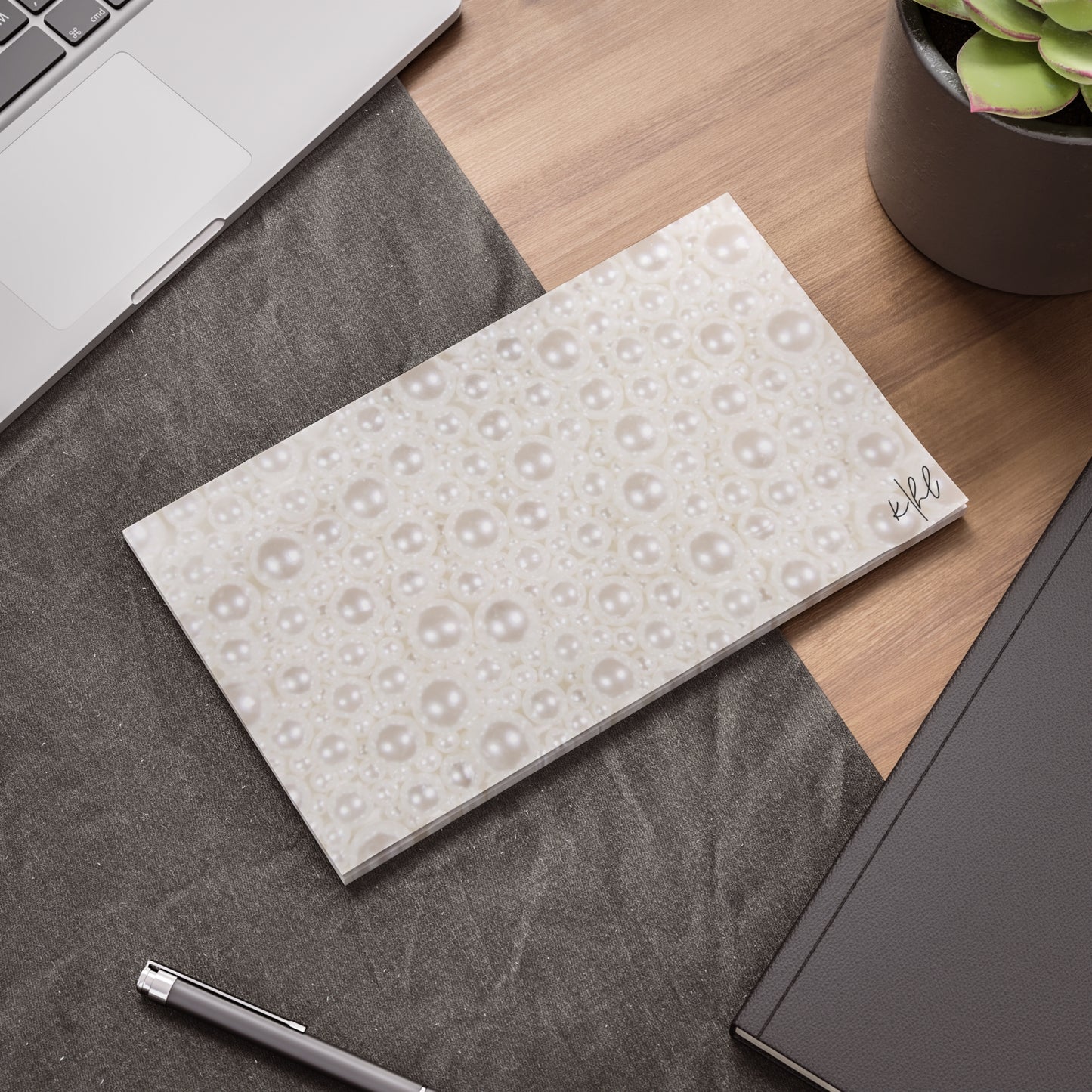 Various Pearls Post-it® Note Pad | Soft Ivory Sticky Notes with a Glamorous Luxe Touch