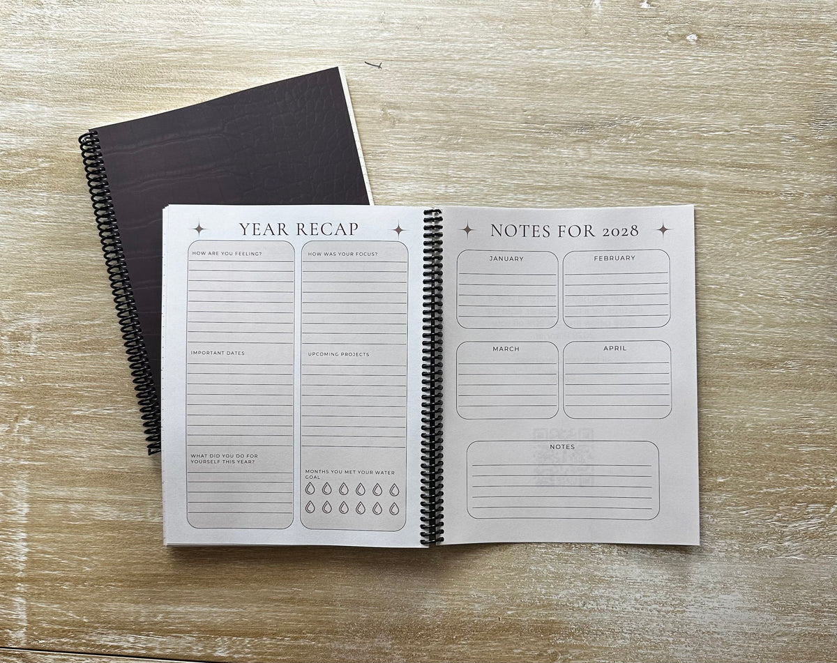 2027 Signature Velvet Noir Crocodile Lifestyle Planner