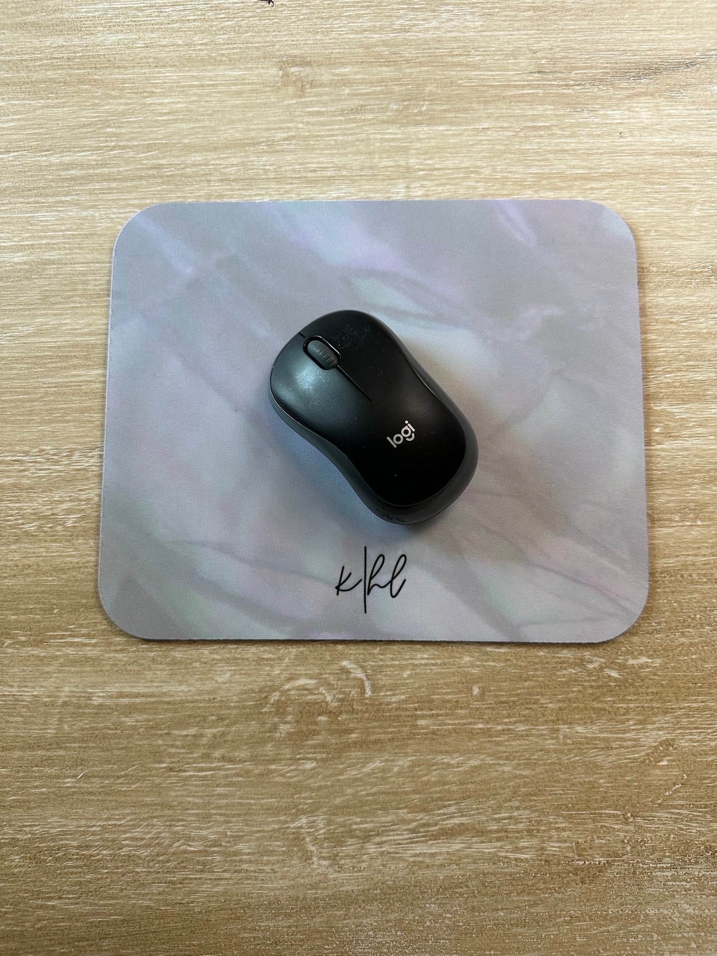 Pearl Essence Mouse Pad