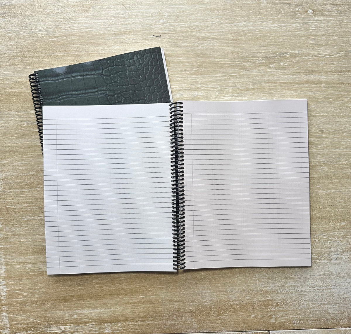 2027 Emerald Crocodile Lifestyle Planner