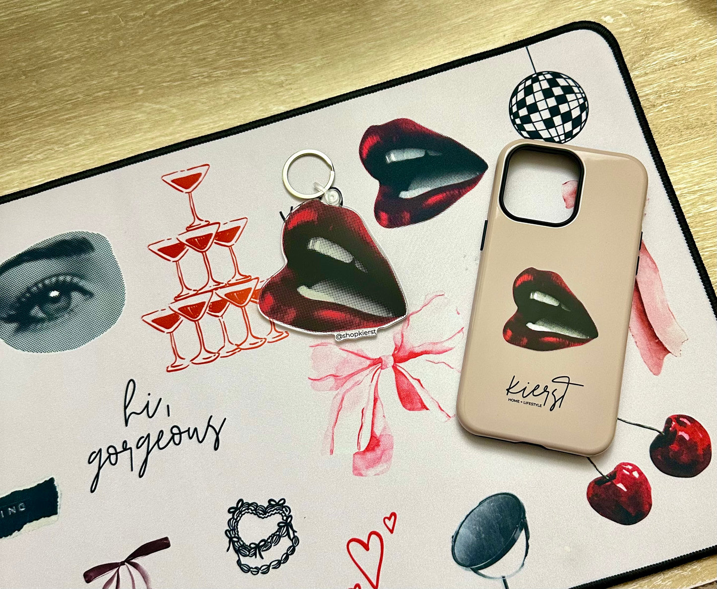 Vintage Red Lips Ornament + Keychain