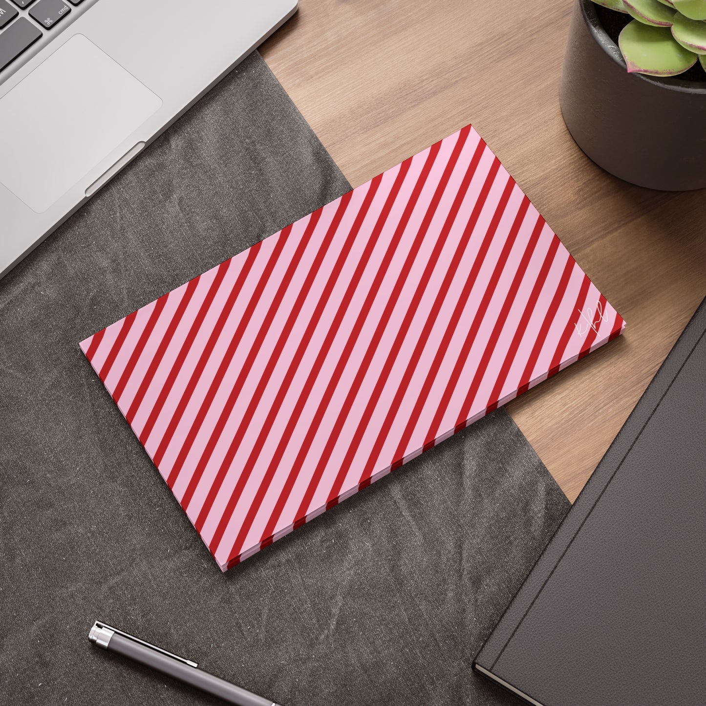Holiday 25 Pink and Red Diagonal Striped Post-it® Note Pad