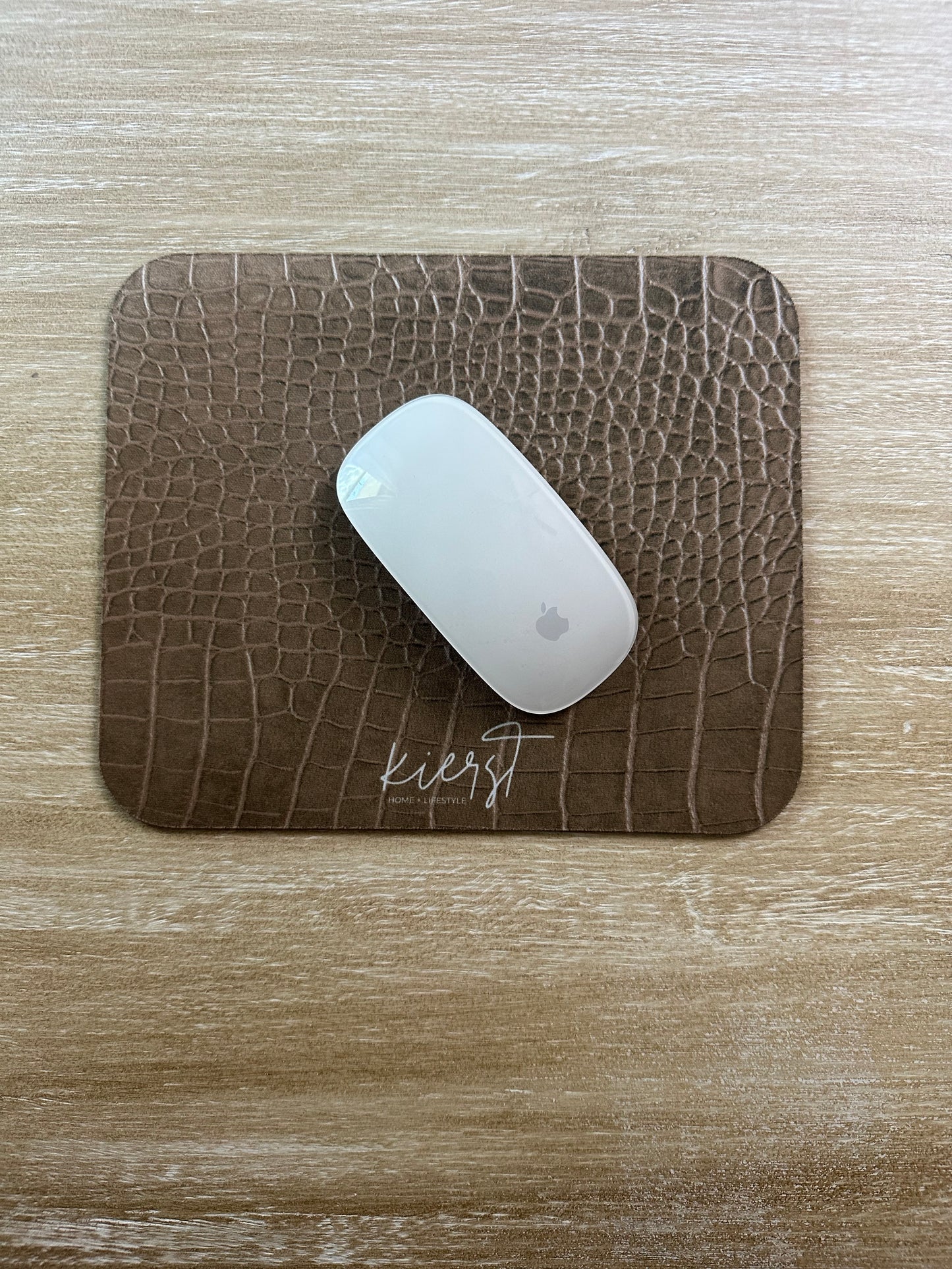 Tan Alligator Print Mouse Pad