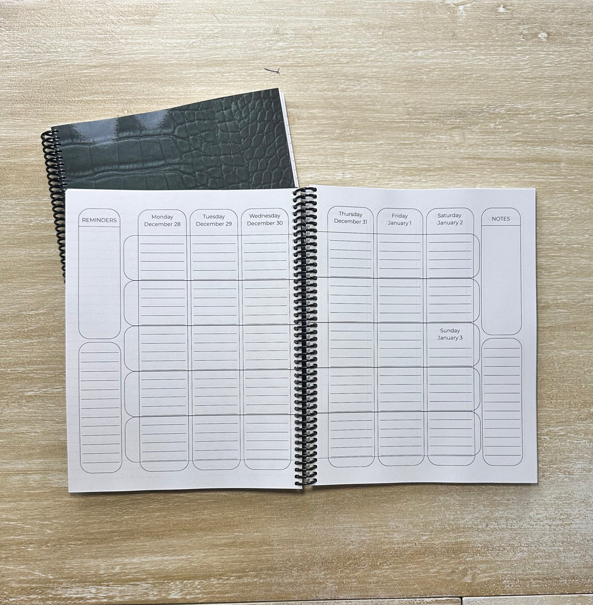 2027 Emerald Crocodile Lifestyle Planner