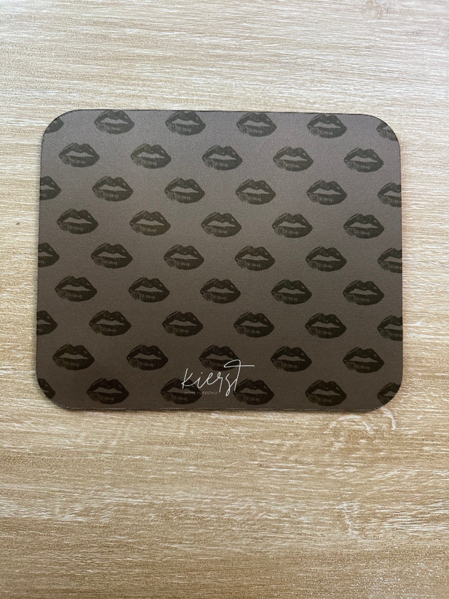 Black Lips on Mocha Mouse Pad