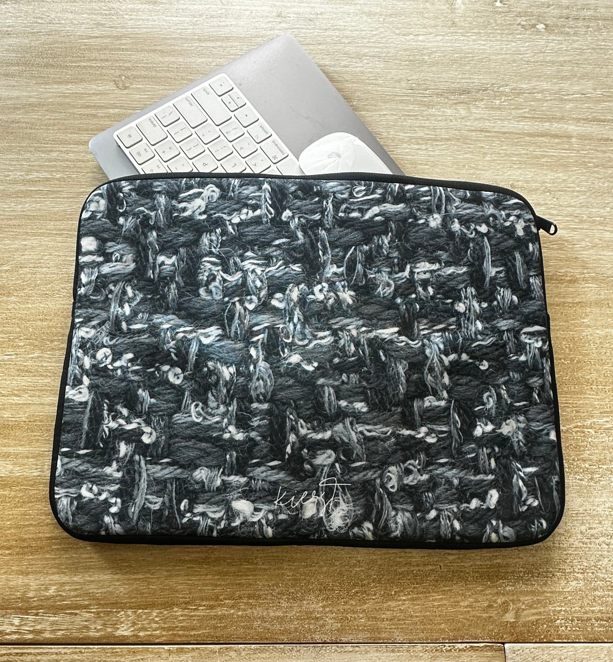 Grey Tweed Print Laptop Sleeve