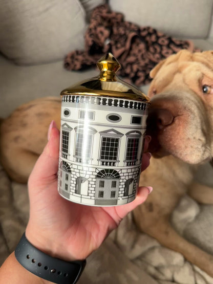 Château Canister